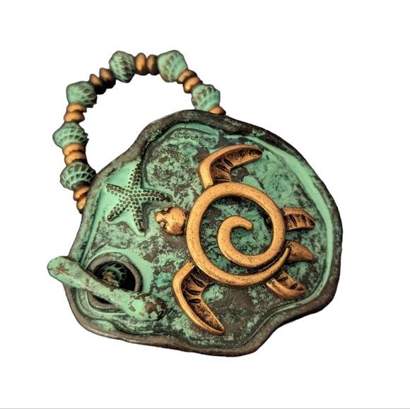 Sea Turtle Bracelet - metal patina look with gold resin sea turtle 🐢 - Picture 11 of 14
